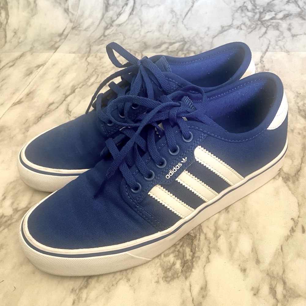 Blue Adidas mens size 6 womens 7.5